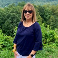 carolyn beaver - @carolynbeaver9 Twitter Profile Photo