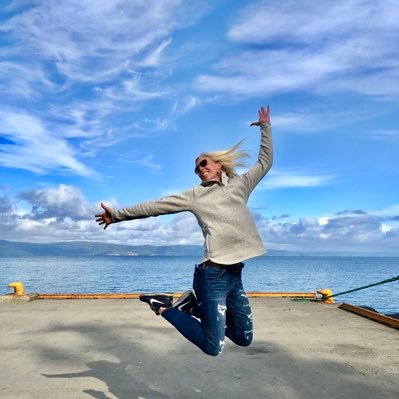 MarenWalseth's profile picture. Performance Coach for Athletic Coaches • Keynote Speaker • Exec Search for WBB Assistant Coaches • WBB Analyst  • Former HC & Pro 🏀 Player • Proud Penn Stater