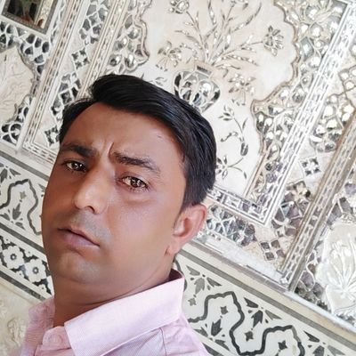 madanlaljat086's profile picture. 
