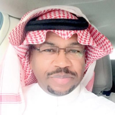 أعشق الهدوء والشخصية العقلانيه ما أحب الاستعجال لان كل شيء مقدر من الخالق سبحانه