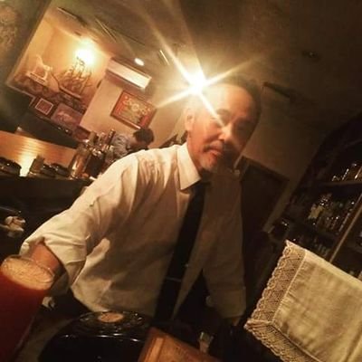 新潟の田舎で、こじんまり　「ＢＡＲ］をやってます。

近くにおこしの際は寄ってみてください、一杯位はサービス
させて頂きます。注（女性、カラオケ、おつまみは御座いません）