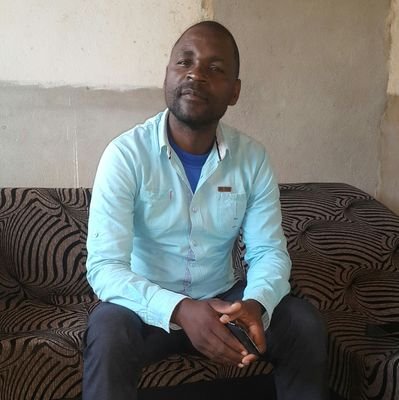 Filipe48271050's profile picture. Apaixonado pelo futebol e pelos livros, nasceu em Alto Molocue, Zambézia/ Moçambique e actualmente Docente de Biologia e jogador de futebol amador.