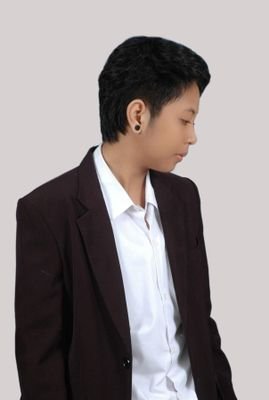 Ardhya17471018's profile picture. 