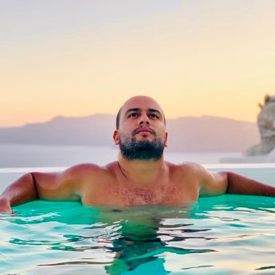 xavierviv's profile picture. 35. Venezolano viviendo en Miami.