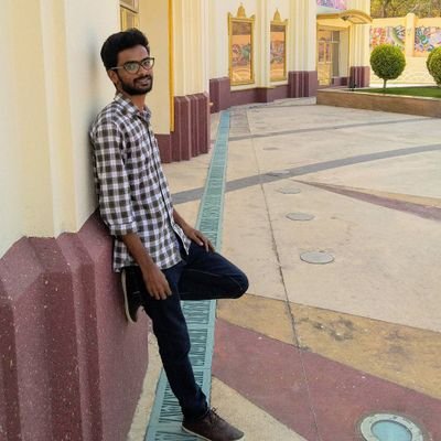 saishanker04's profile picture. Analog by birth🎼
Digital by design💻