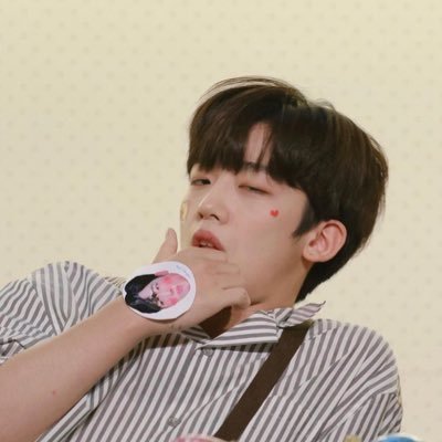 y1KAXscjP55Lphp's profile picture. 