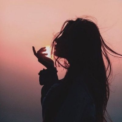 Estudiante universitaria.
Cansada de un país mediocre y llena de esperanza por un futuro próspero.
🇪🇨 Ecuatoriana de corazón pero amante del mundo🌐