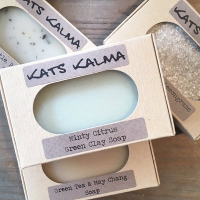 Passionate about soaping and making gorgeous bath goodies! Believer in life, love, nature, karma and other good things