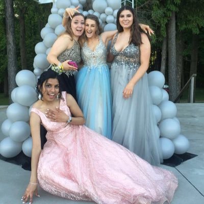 CarlyLight3's profile picture. 