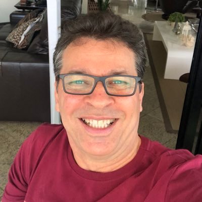 georgefl's profile picture. Administrador de Empresas, Consultor de TI, Gestor Condominial e estudante de Jornalismo, democrata, defensor da pluralidade de ideologias e a favor da ciência