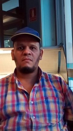 yousseflerida's profile picture. 