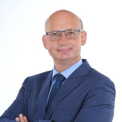 I am a historian. My research areas include the history of French-Hungarian Connections and of the Conflicts between Christianity and Islam in the 17th-18th C.