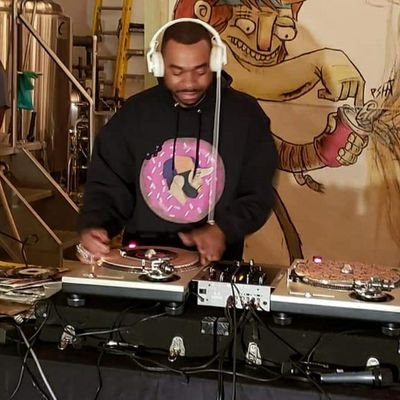 DirtyMF1's profile picture. Grammy nominated Freestyle MC* Donut DJ* International Hustla* Weedoligist * Giver Of Game* Chicago Hip  Hop Antihero