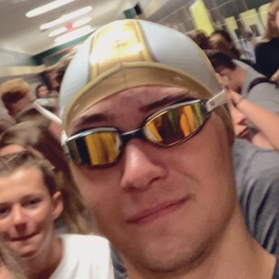 goodmanduncan1's profile picture. Go Blue.