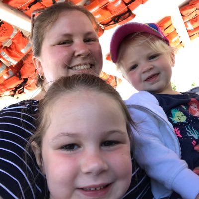 c_vandergroef's profile picture. Wife, mom, insurance marketer, volunteer. ✌🏻 💕 👨‍👩‍👧‍👧