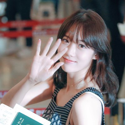 Mr_bread0306's profile picture. #우주소녀 사진 간간이 올리는 계정입니다 ._.

 
자유롭게 사용하세요