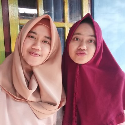 arum24juli's profile picture. 