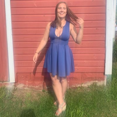 EKnizacky's profile picture. Saucinnn’  Instagram: @emknizacky // Snapchat: embean // Venmo: emma_lee14