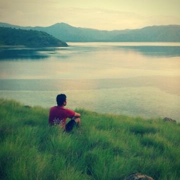 febrianmar's profile picture. It's not the dress that makes you look fat, it's the fat.