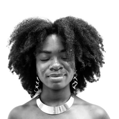 moiwinnie2's profile picture. Adaezé 🇳🇬 Fashion illustrator & Fashion designer Romans 8:31