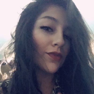 FarashaStark's profile picture. Al fin y al cabo, somos lo que hacemos para cambiar lo que somos...