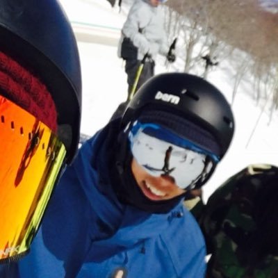 gdgddD312's profile picture. 