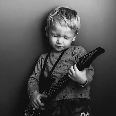 ZirMa9's profile picture. I d like think more about block chain and active inference