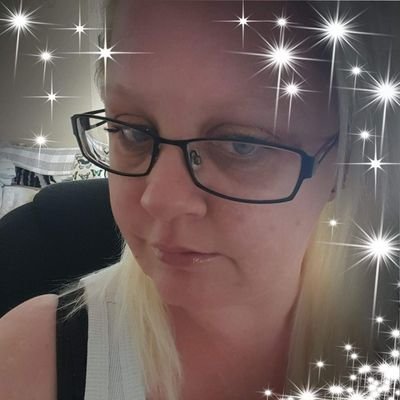 machell_hanna's profile picture. New account 
Love boyzone