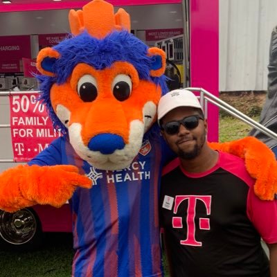 Bilangual Mobile Event Expert @TmobileTruckCin #uncarrier #magenta 🇩🇴 #TeamMagenta my opinions are my own