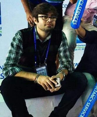 nitintiwari18's profile picture. 