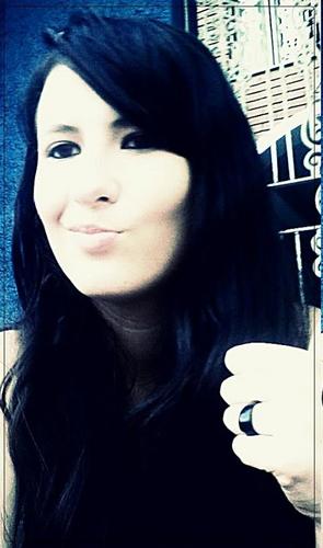 s2carolinee's profile picture. 