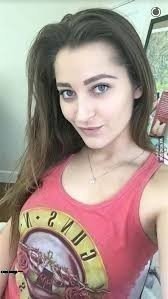 rafikatoy123's profile picture. 