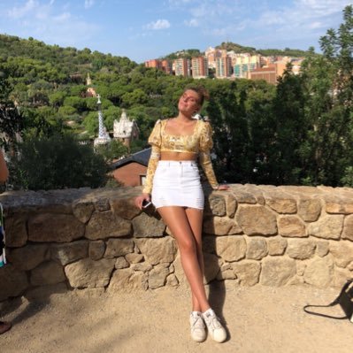 hood_lucie's profile picture. 