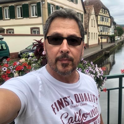 nick_worldly's profile picture. Chillin' in Guam !😉🌴🌸