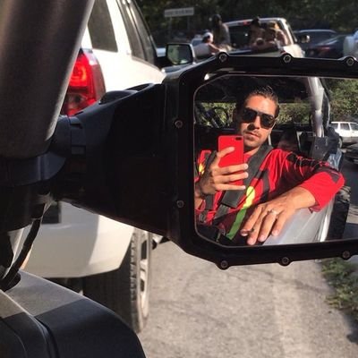 Confiar es bueno, pero no confiar es mejor.