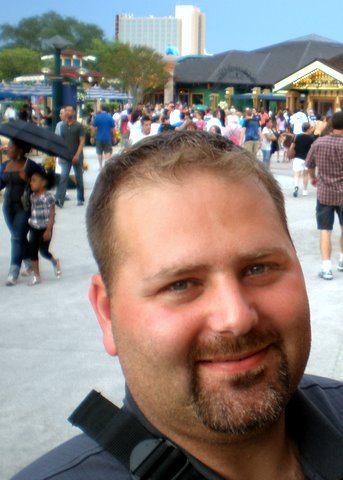 Hospice Professional, Social Media Newbie, devoted husband and father of two great kids.