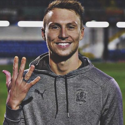 Season Ticket Holder. Follow back all, Interact with me❤️