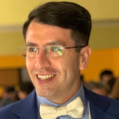 Luis_Pezoa_'s profile picture. Traductor e Intérprete, Profesor de Inglés y Francés.