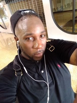 LeshoureRobert's profile picture. I'm about my business