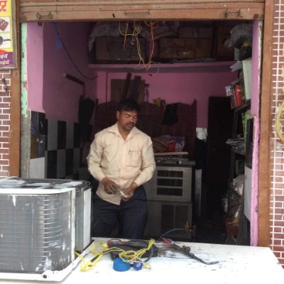 Khan Airconditioner Service In Shop no. C-304, New Ashok Nagar Delhi