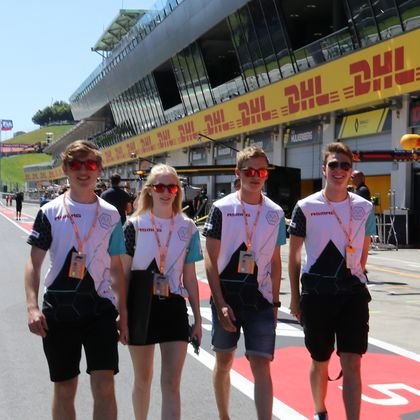 Servus! We are Austria Racing, representing Austria 🇦🇹 at the 2019 F1S World Finals in Abu Dhabi!
Winner of the Social Media Award in 2018🏅📱