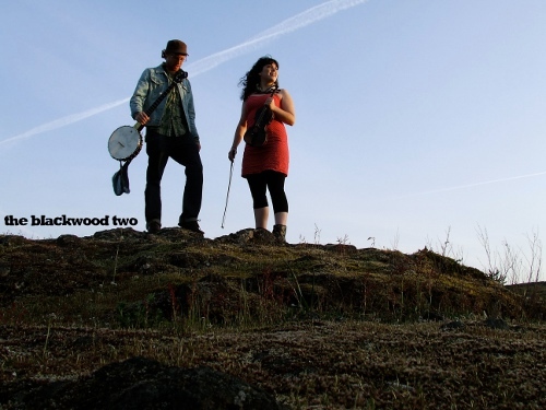 A traveling folk duo often found in Southern Ontario and on Vancouver Island!
