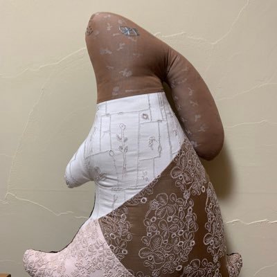 CALI_choco's profile picture. チョコ祭の期間のみ激しくつぶやきます。味の好みは人それぞれ。オススメは自分で試してみてみつけるもの☆ 人に聞くべからずーーチョコレート検定 プロフェッショナル上級 〈 テスト対策ご参考にどうぞ→ #チョコ検練習問題 #チョコ検ワード 〉