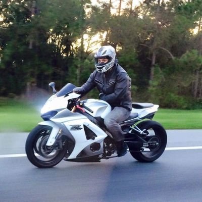 Chicago-ocala
Bulls🐃
Cubs🐻
motorcycles, cars🏍🚘
nba2k🏀
https://t.co/3h6w5ugf6n
#xbox player 🎮
 SG 2way sharp