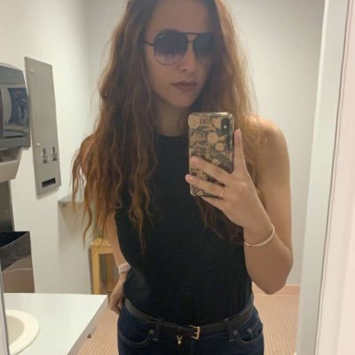 HayleyRain3's profile picture. 💜 💛 •SFSU Alumni • UD Alumni• 💙 💛  •Pediatric Epilepsy Researcher• 🧠