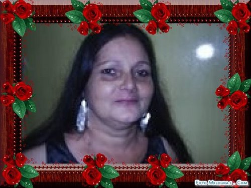 sou feliz.. gosto de fazer novos amigos,sou evangélica,sou eclética ,casada e muito carinhosa com todo mundo...rsrs