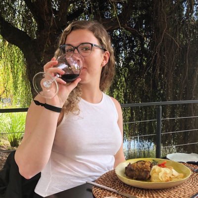 e_faut's profile picture. Amherst '16 | Pitt '20