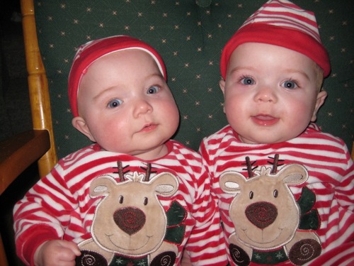 mommytomytwins's profile picture. 