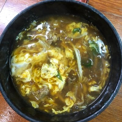 HW063HstdRKzMy3's profile picture. 飲み食い大好き！365日闘えます。リゲイン！さぁ、ツイッターのパワーを感じる時が来た。神戸三宮阪急高架下寿司屋一寿司 日曜の昼間から飲んでる親父 ！ノースフェイスの鞄を見つけたら声をかけてくれ！合言葉は、リゲイン‼︎ランチの寿司を🍣ご馳走する。