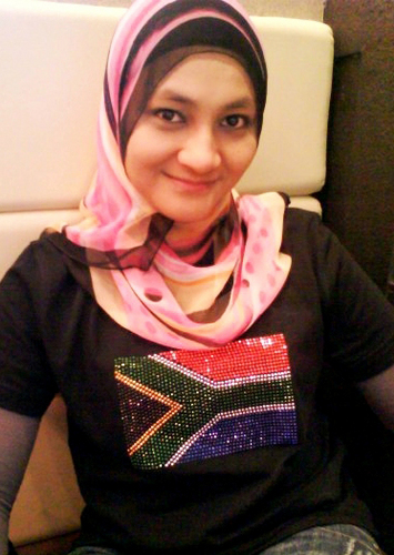 rosy_chumeyl's profile picture. Being a wife is cool but being a mom is AWESOME!! :D